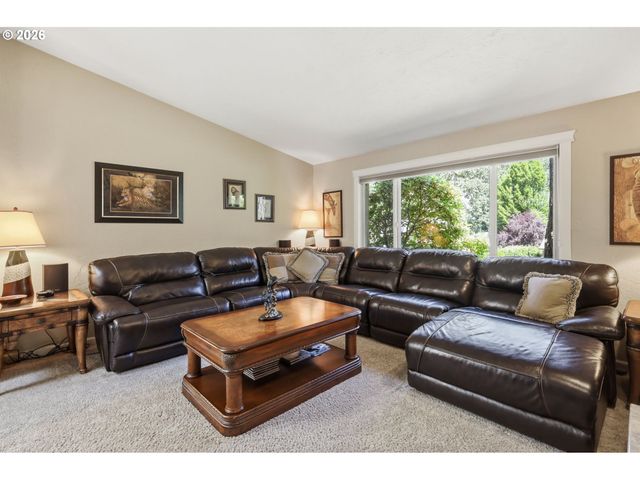 3446 BREEZEWOOD Ave, Eugene, OR 97405