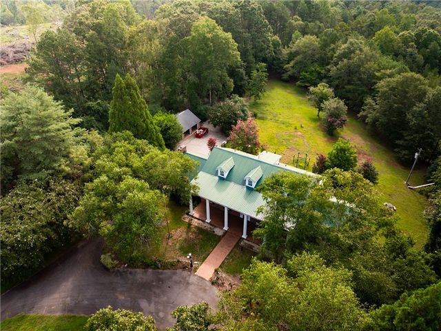 415 Silver Creek Road, Central, SC 29630