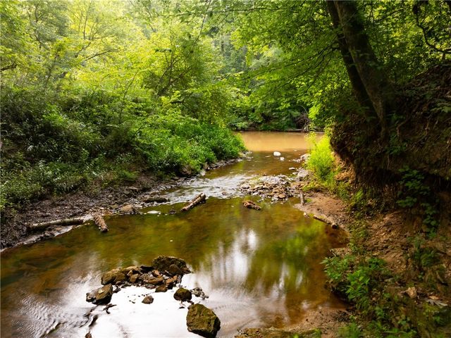 415 Silver Creek Road, Central, SC 29630