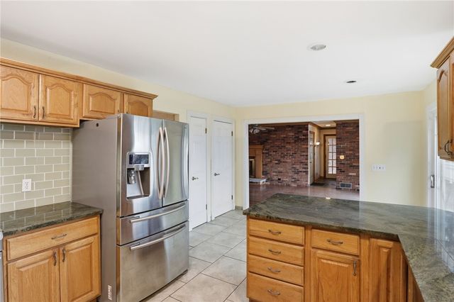 550 Manitou Beach Road, Greece, NY 14468