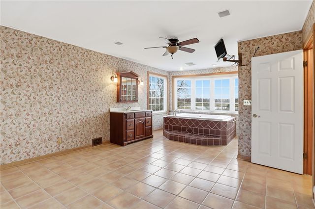 550 Manitou Beach Road, Greece, NY 14468