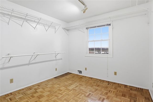 550 Manitou Beach Road, Greece, NY 14468