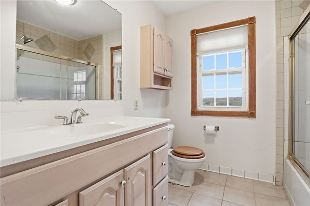 550 Manitou Beach Road, Greece, NY 14468