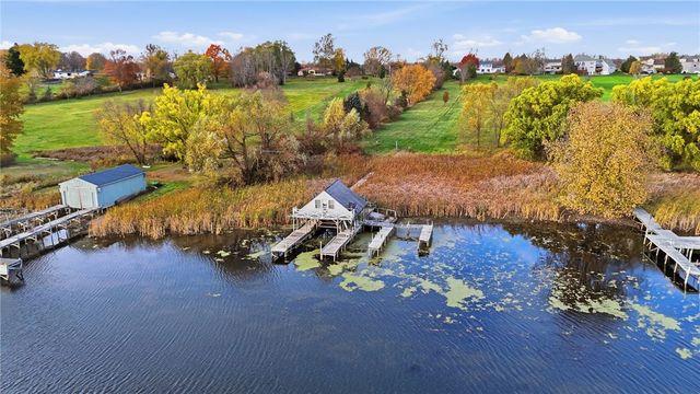 550 Manitou Beach Road, Greece, NY 14468