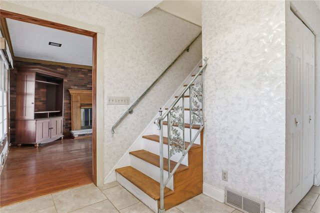 550 Manitou Beach Road, Greece, NY 14468