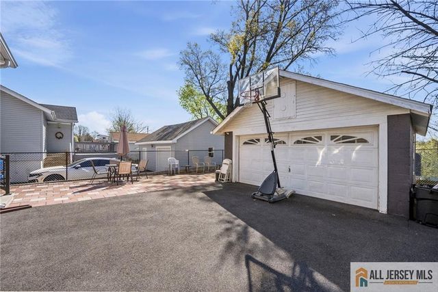 566 Chapman Street, Hillside, NJ 07205