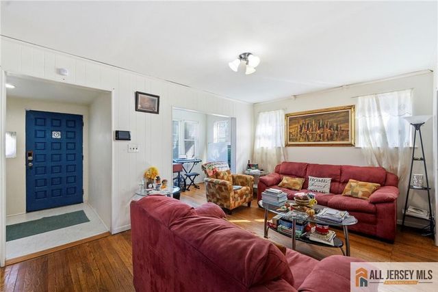 566 Chapman Street, Hillside, NJ 07205