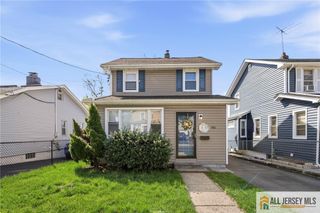 566 Chapman Street, Hillside, NJ 07205