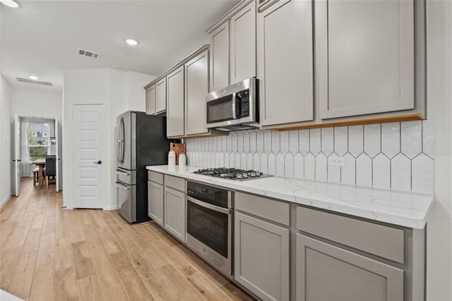 2727 Bisbee Road, League City, TX 77573