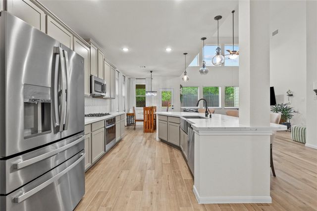 2727 Bisbee Road, League City, TX 77573