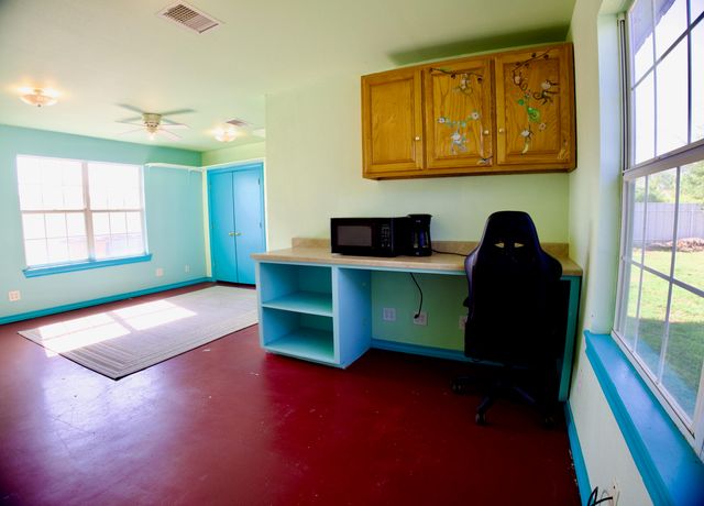 1113 E 43rd Street, San Angelo, TX 76903