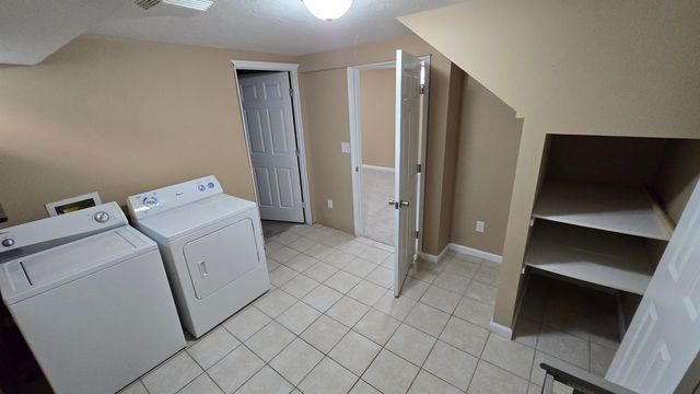 316 5th Ave NW, Minot, ND 58703