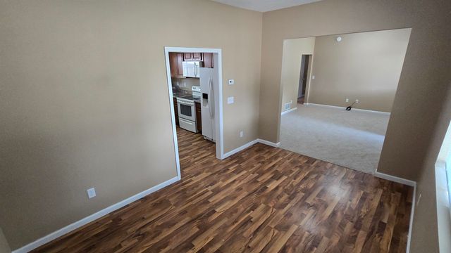 316 5th Ave NW, Minot, ND 58703