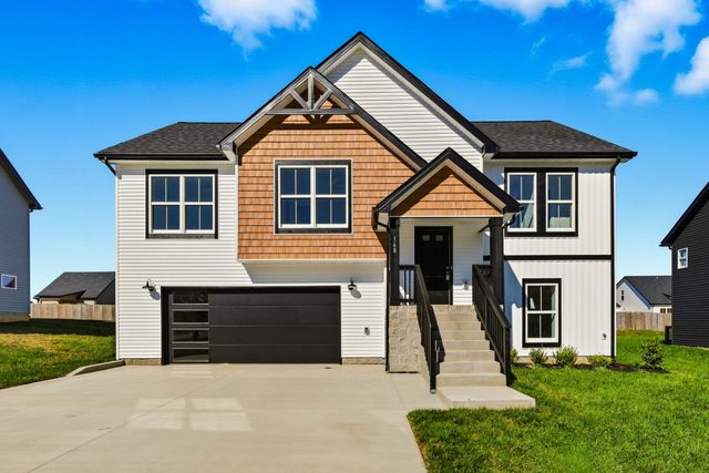 168 Leitrim Dr, Clarksville, TN 37042