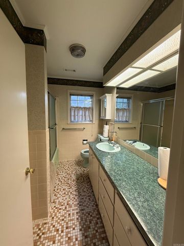 102 S 4th Street, Nashville, AR 71852