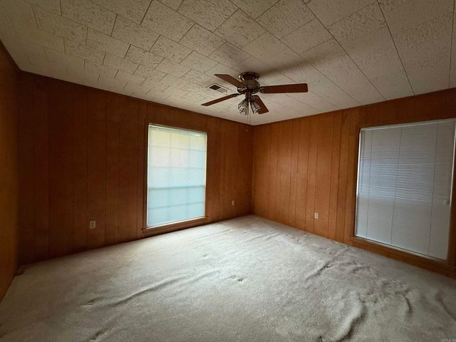 102 S 4th Street, Nashville, AR 71852