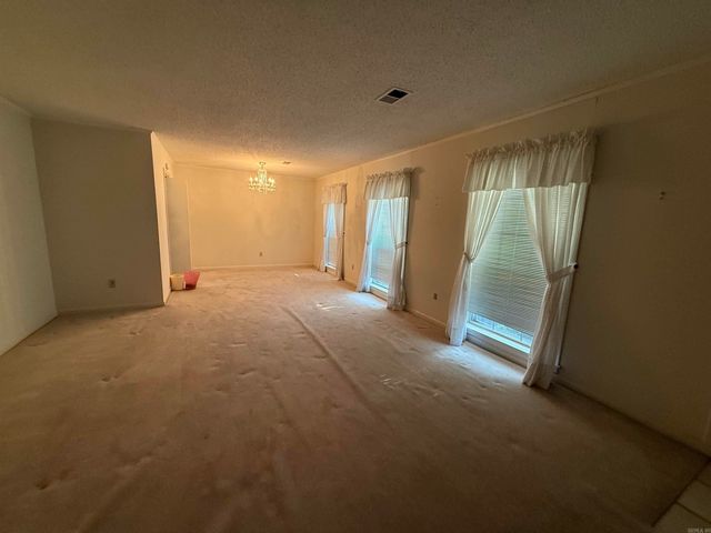 102 S 4th Street, Nashville, AR 71852