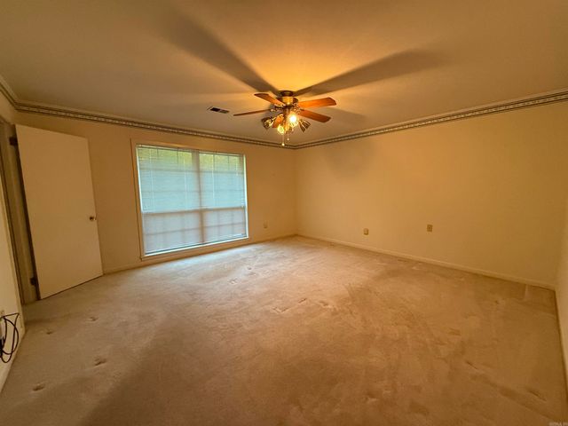 102 S 4th Street, Nashville, AR 71852