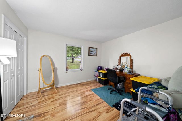 116 Greenwood Rd, Crossville, TN 38558