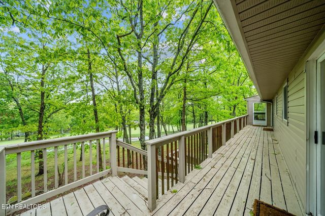 116 Greenwood Rd, Crossville, TN 38558