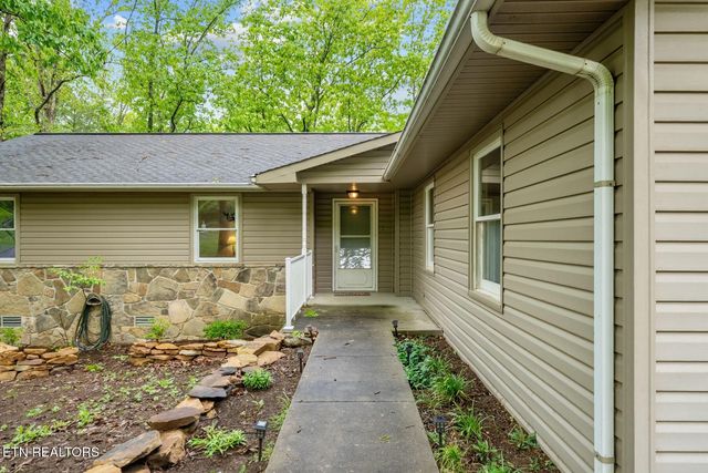 116 Greenwood Rd, Crossville, TN 38558