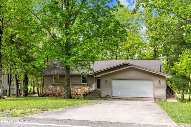 116 Greenwood Rd, Crossville, TN 38558