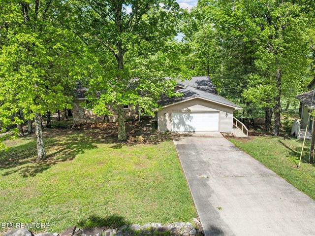 116 Greenwood Rd, Crossville, TN 38558