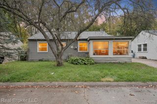 33436 Bendon Court, Westland, MI 48186