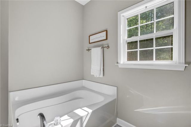6737 Old NC Highway 13, Asheboro, NC 27205