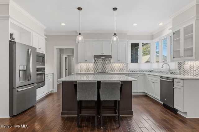 4 Chalford Place, Pinehurst, NC 28374