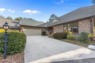 4 Chalford Place, Pinehurst, NC 28374