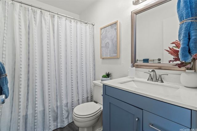 7548 Huialoha Street, Honolulu, HI 96825