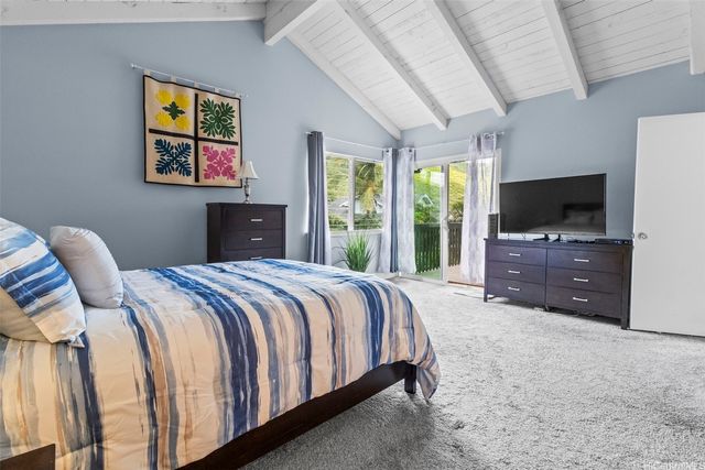 7548 Huialoha Street, Honolulu, HI 96825