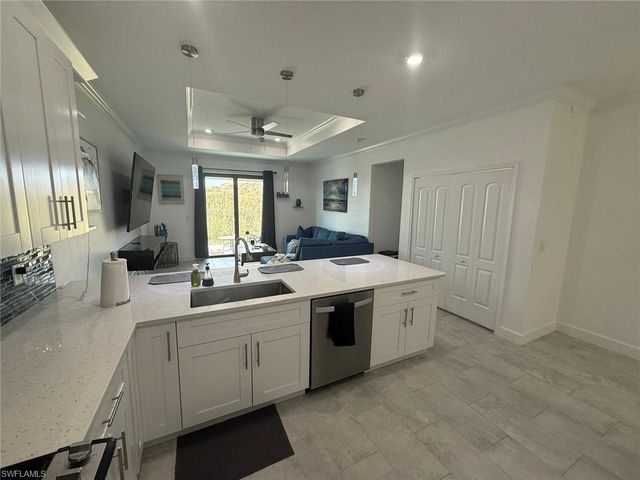 134 Francis AVE, Fort Myers, FL 33916