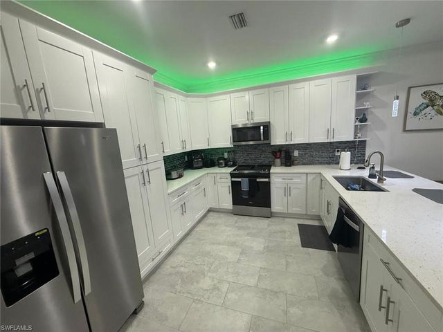 134 Francis AVE, Fort Myers, FL 33916