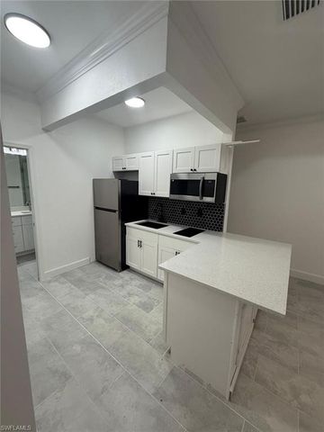 134 Francis AVE, Fort Myers, FL 33916