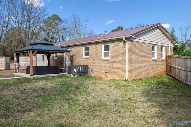 3023 Greenhill Drive, Huntsville, AL 35810