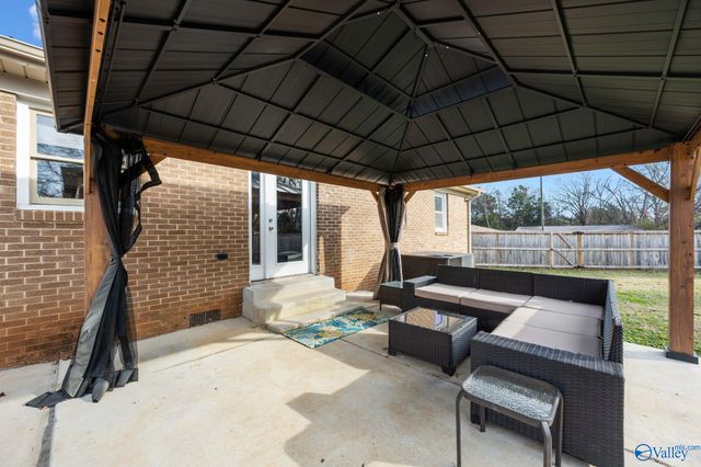 3023 Greenhill Drive, Huntsville, AL 35810