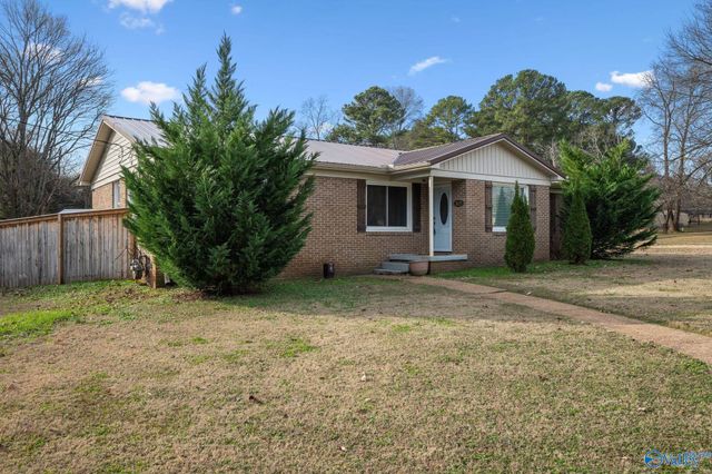 3023 Greenhill Drive, Huntsville, AL 35810