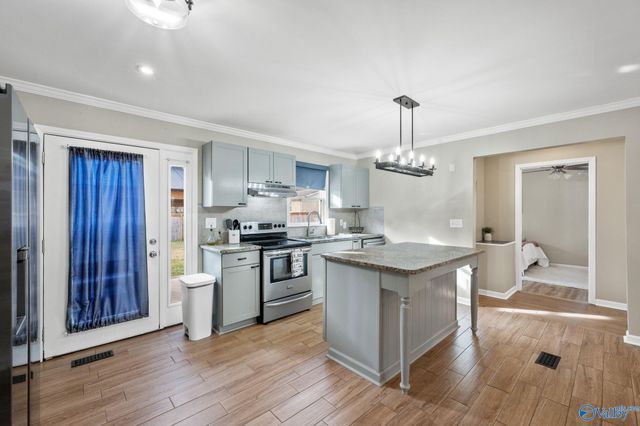 3023 Greenhill Drive, Huntsville, AL 35810