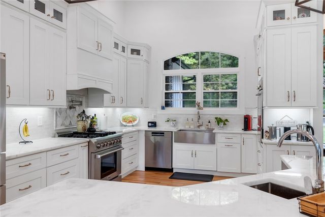 3610 Rocky Creek Drive, Seneca, SC 29678