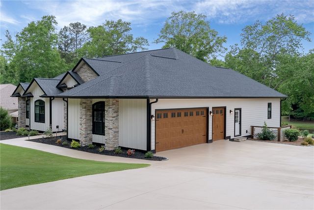 3610 Rocky Creek Drive, Seneca, SC 29678