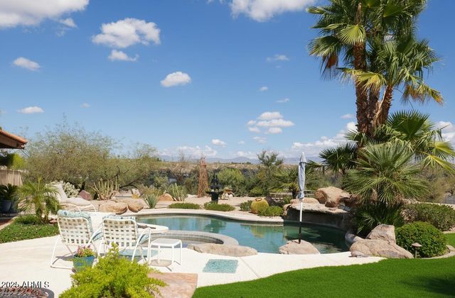 694 N COUNTRY CLUB Drive, Wickenburg, AZ 85390