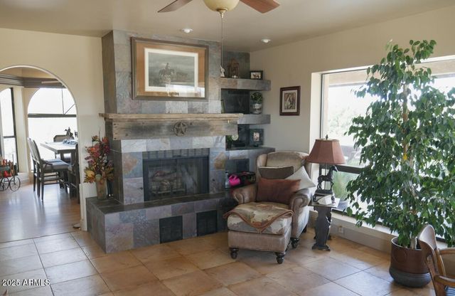 694 N COUNTRY CLUB Drive, Wickenburg, AZ 85390