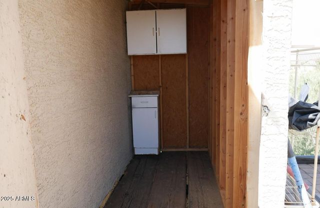 694 N COUNTRY CLUB Drive, Wickenburg, AZ 85390