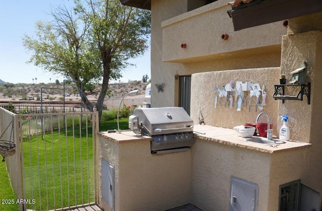 694 N COUNTRY CLUB Drive, Wickenburg, AZ 85390