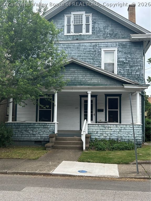 205 Ruffner Avenue, Charleston, WV 25311