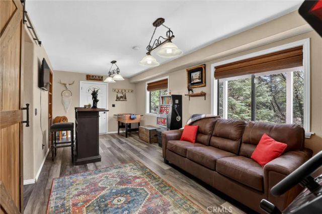 625 San Benito, Lake Arrowhead, CA 92352