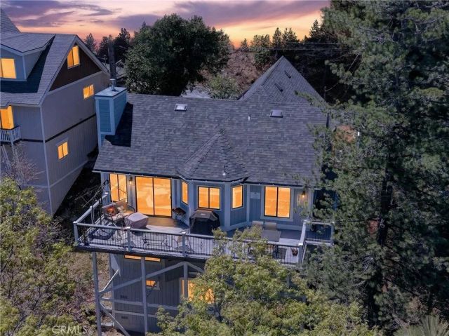 625 San Benito, Lake Arrowhead, CA 92352