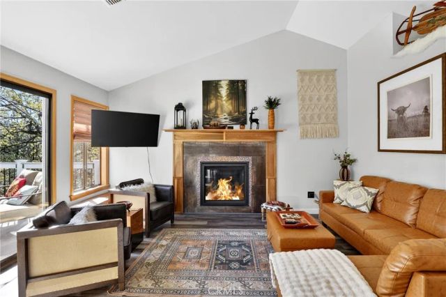 625 San Benito, Lake Arrowhead, CA 92352